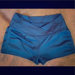 Lululemon mesh shorts